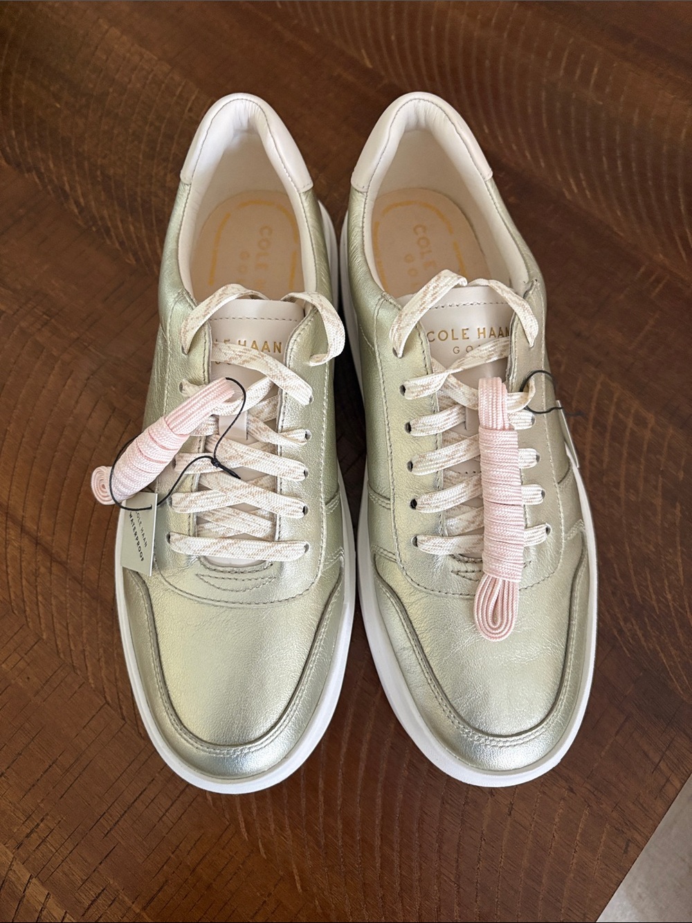 Cole Haan Metallic Gold golf shoes - Picture 2 of 6
